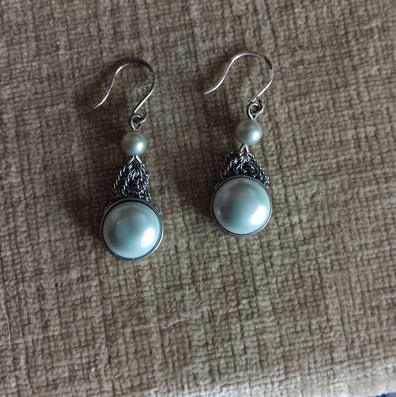 Kenneth Cole Reaction Seafoam Silver Tone Dangle Earrings - Picture 4 of 7